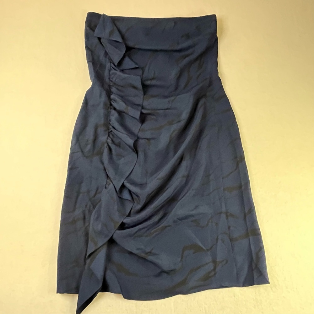 Vasia Elegant Blue tiger stripe Strapless Dress size medium